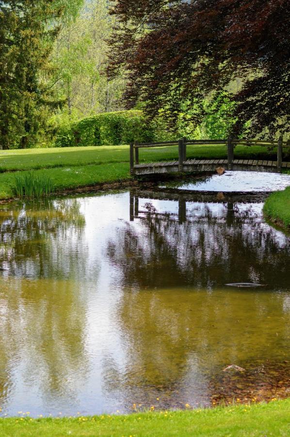 Domaine De Marchal - Chambres Et Table D'Hotes Celles-Sur-Durolle Exterior foto
